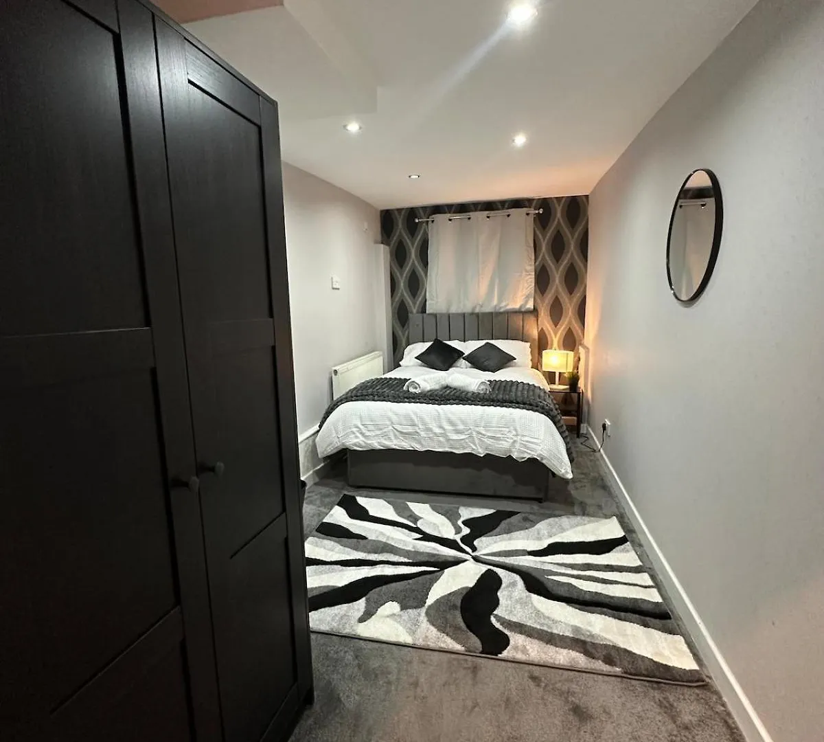 Luxury Detached Holiday Home Near Bhx, Jlr, Nec Birmingham United Kingdom