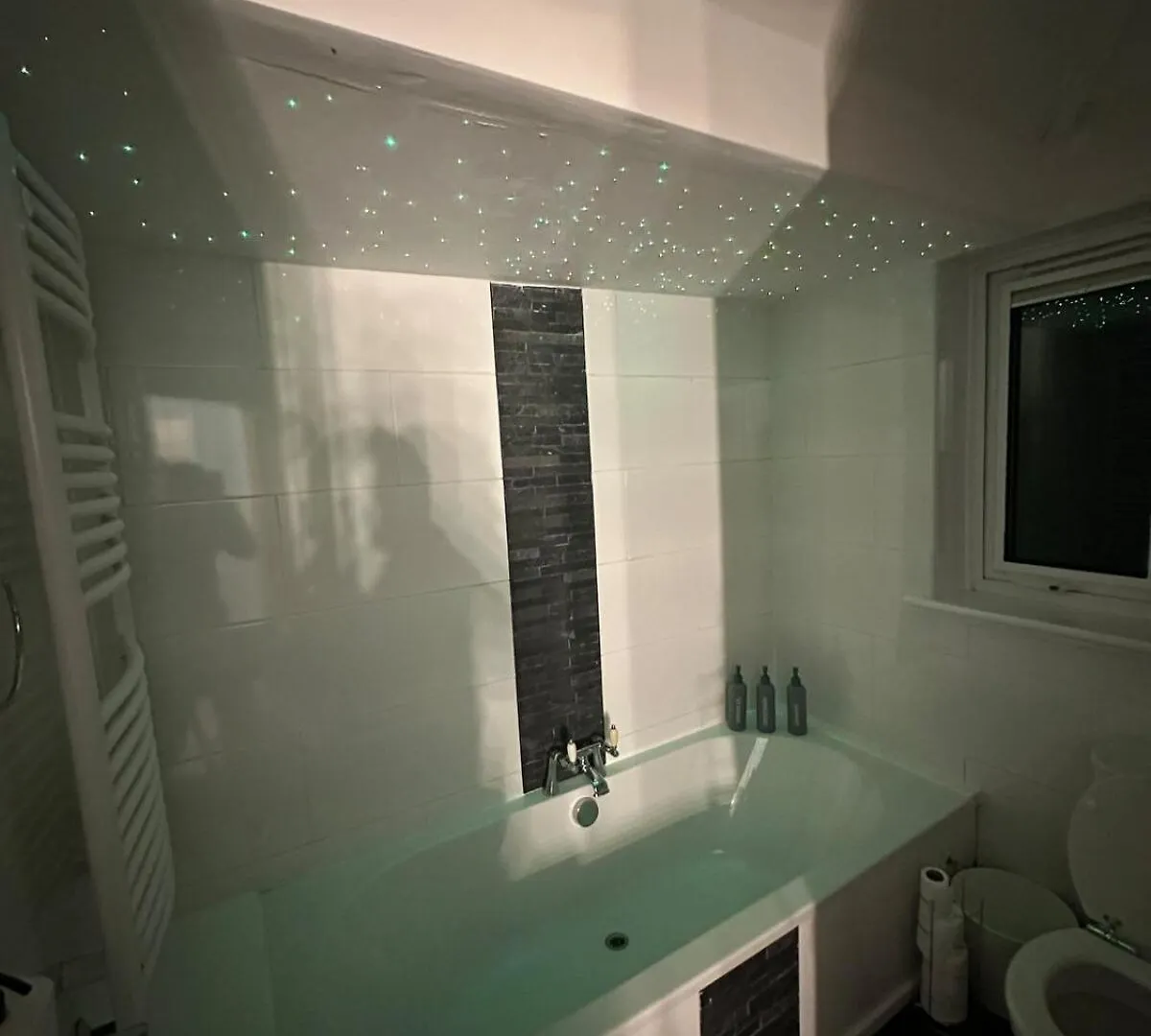 Luxury Detached Holiday Home Near Bhx, Jlr, Nec Birmingham