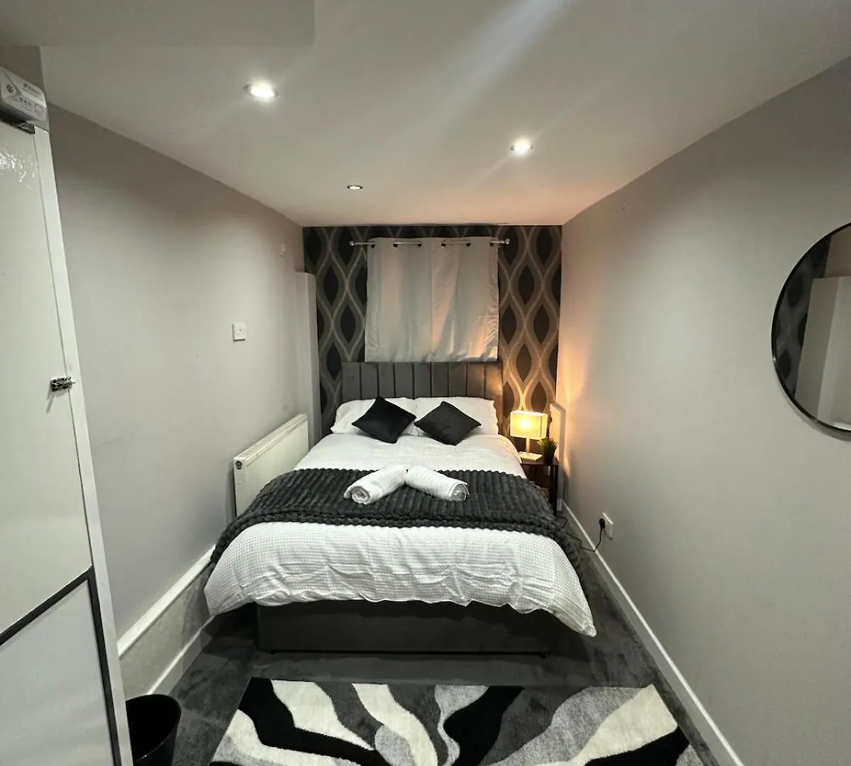 Luxury Detached Holiday Home Near Bhx, Jlr, Nec Birmingham